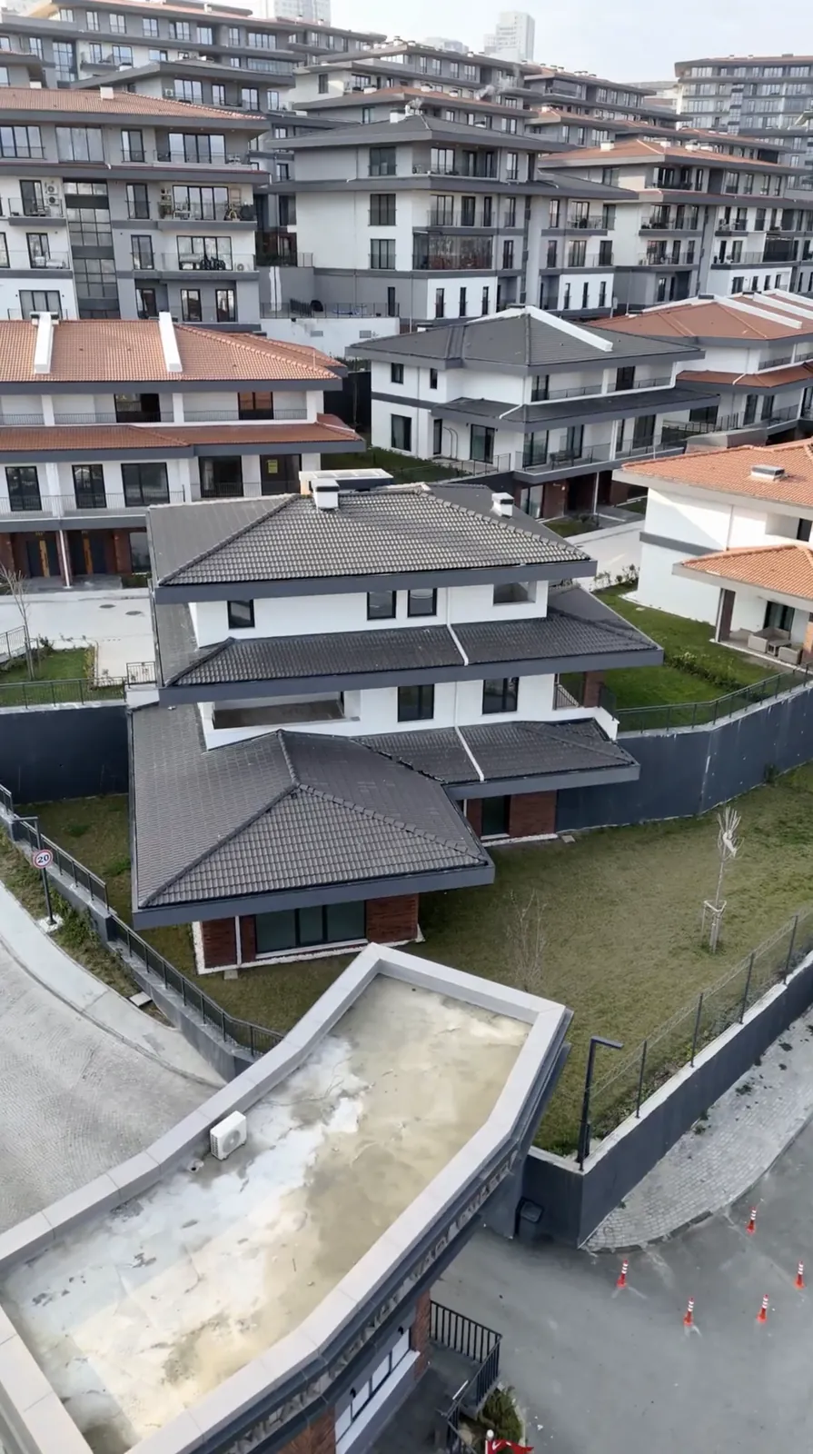 Bahçeşehir Villa Akıllı Ev Otomasyonu